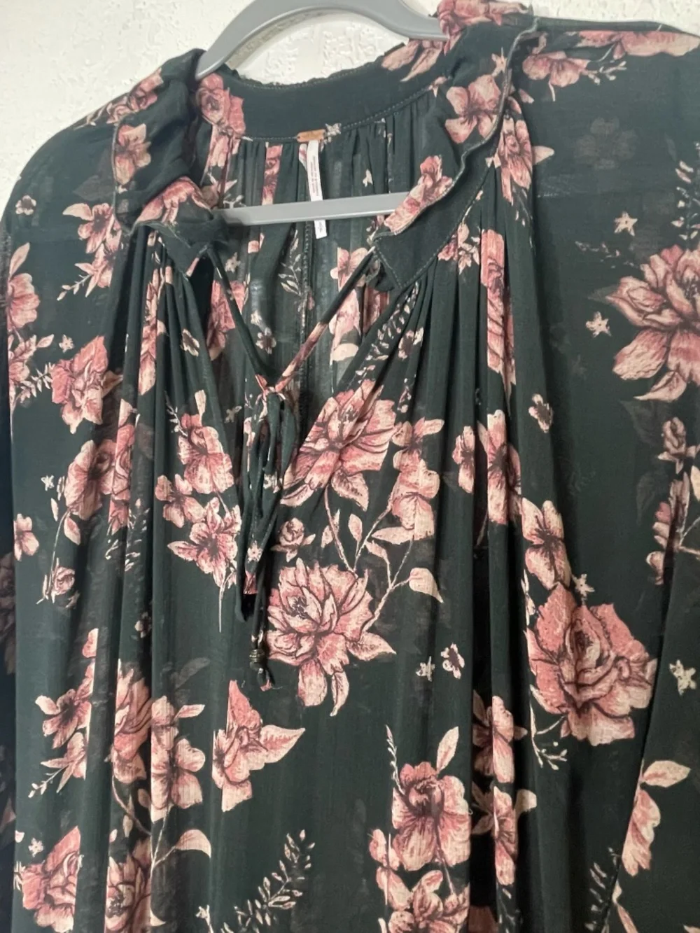 Free People Black Pink Floral Maxi Dress Sheer Long Sleeve Tiered Boho Sz Small - Picture 8 of 16